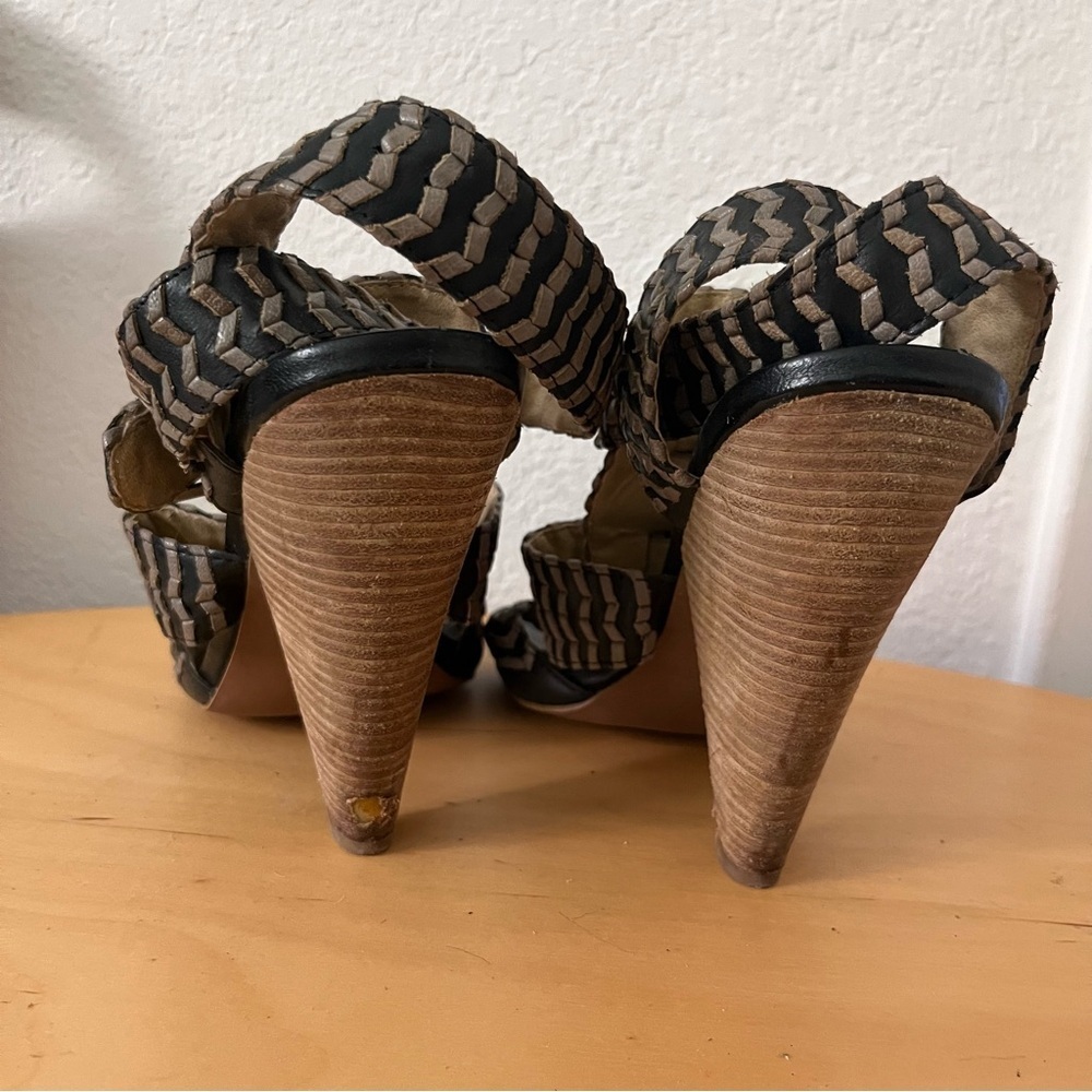 Trouve Heeled Leather Sandal Black Tan Size 10 - Picture 3 of 13